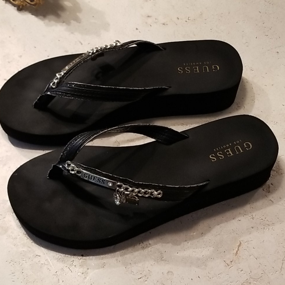 Guess black w/gold platform sandals 7.5